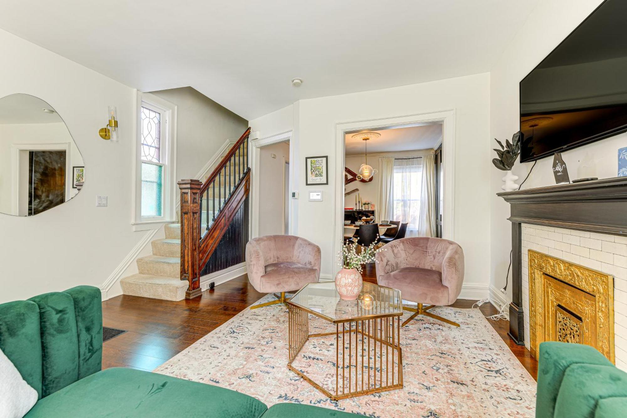 Historic Buffalo Row House Near Delaware Park エクステリア 写真