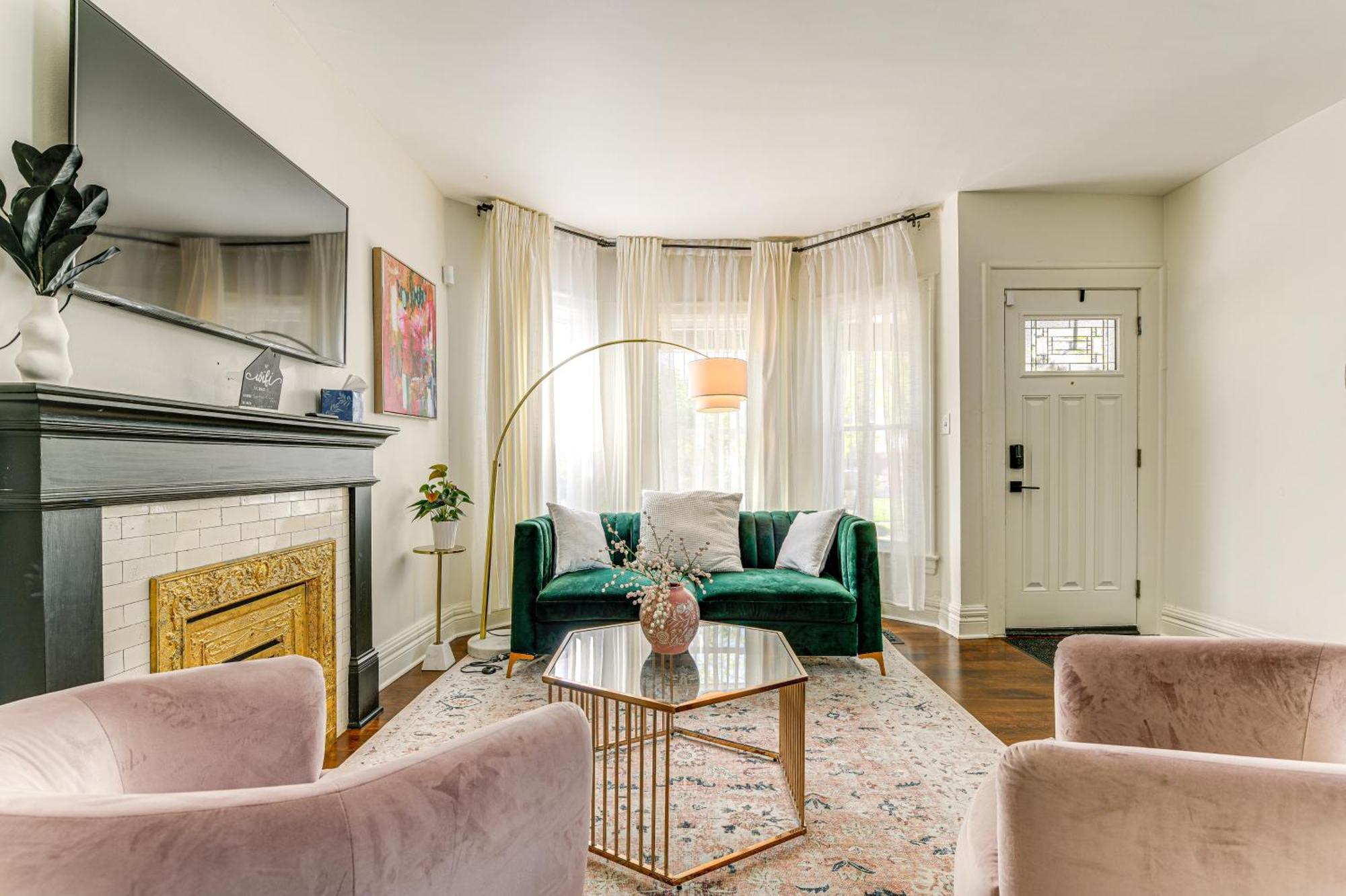 Historic Buffalo Row House Near Delaware Park エクステリア 写真